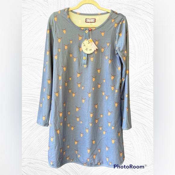 Sweet Honey Women’s Mom Gown Sleepwear Christmas Reindeer size Small NWT - Picture 1 of 2